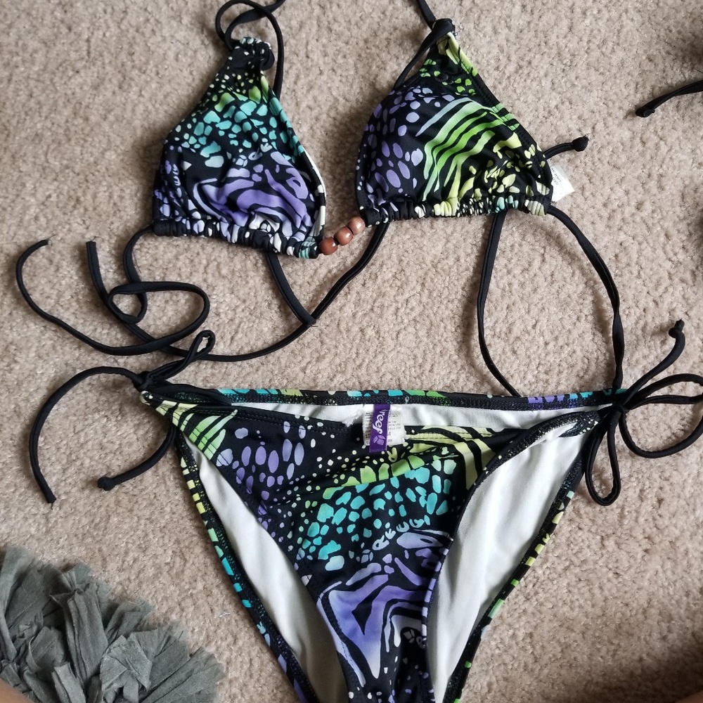 Reed bikini
